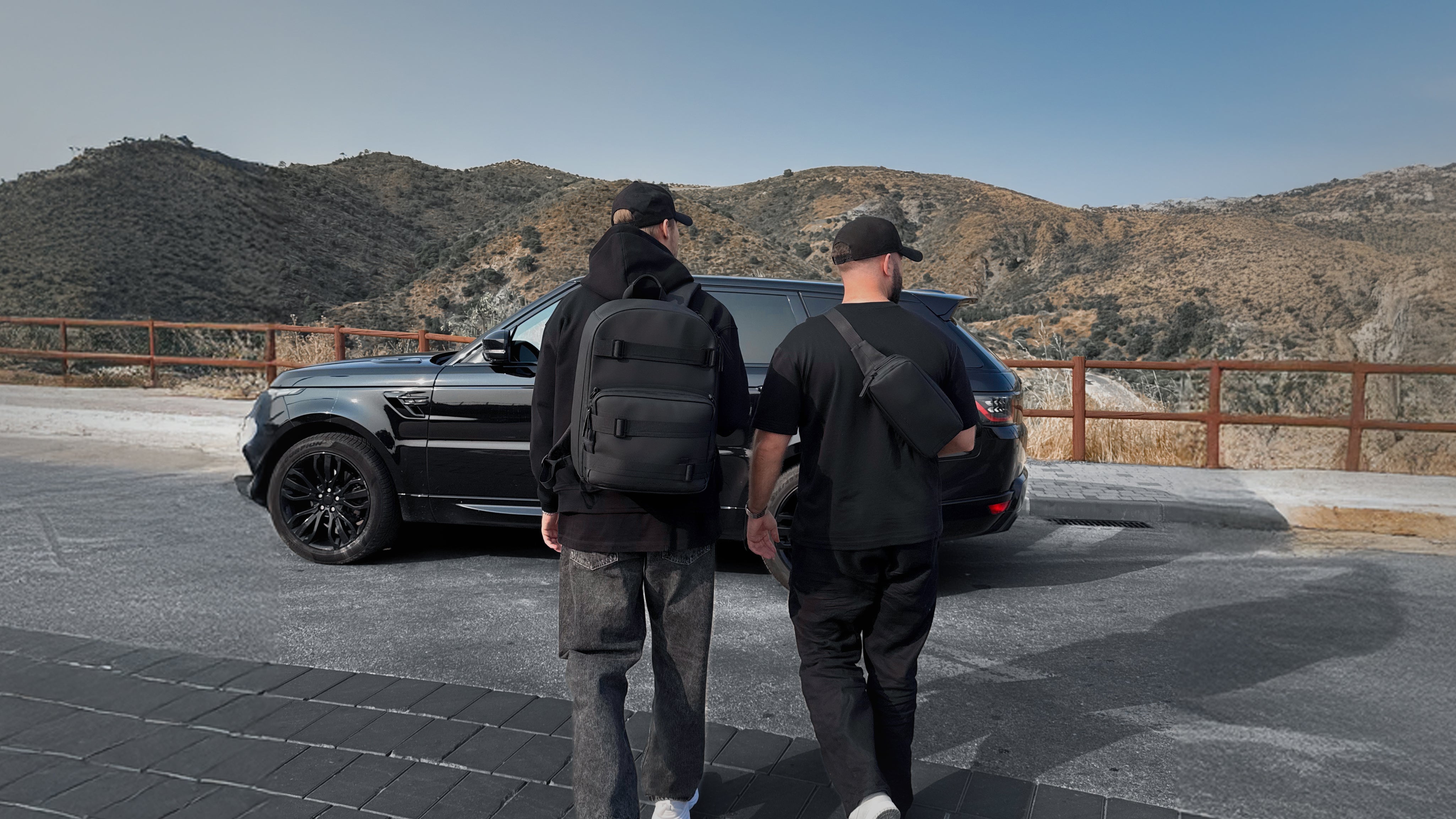onblack-header-viv.jpg
